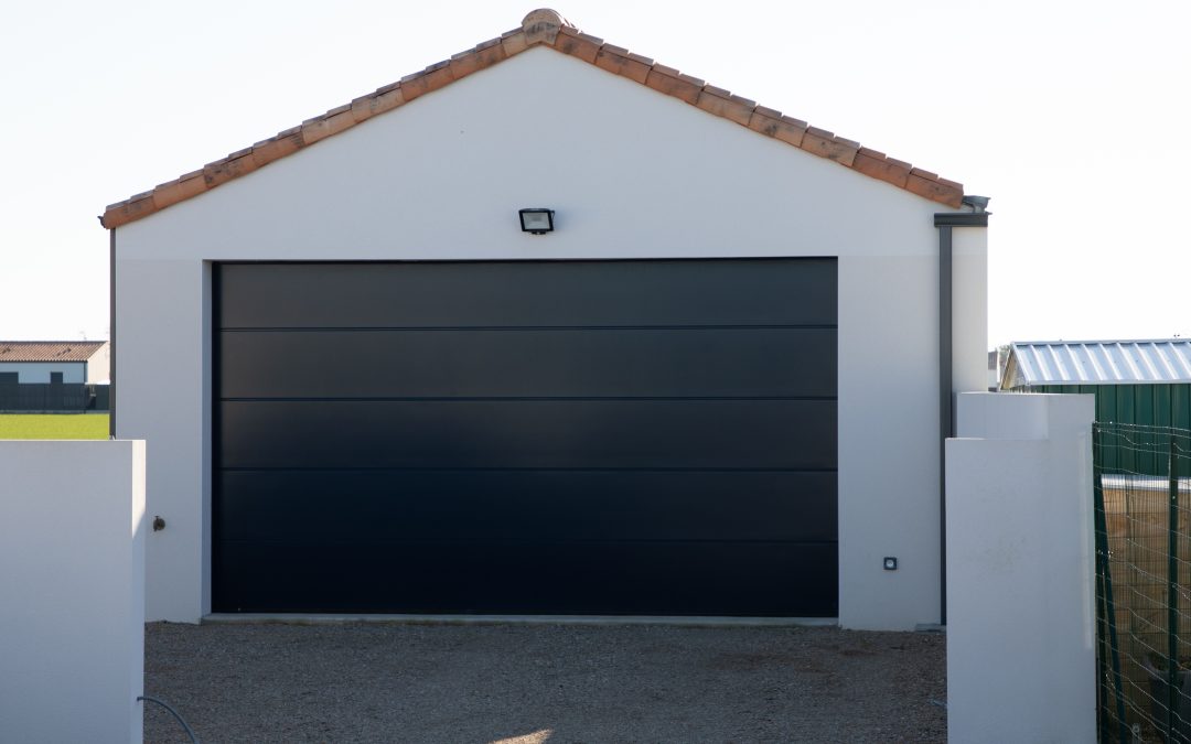 Les portes de garage motorisées à Loos avec les Artisans de la Lys